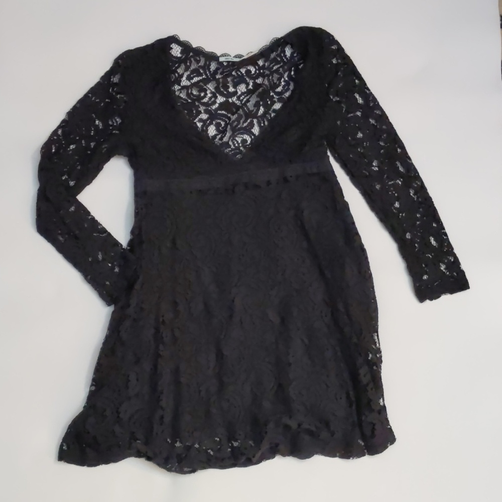 Kimchi Blue black lace babydoll mini dress size 4